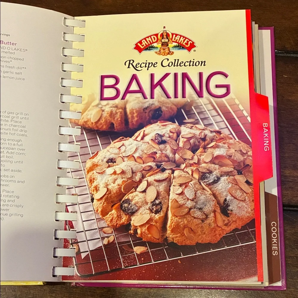 Land O’ Lakes Original Logo Recipe Collection - Appetizers, Baking, Cookies
